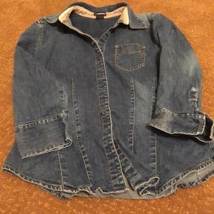 Mid drift stretch denim jacket